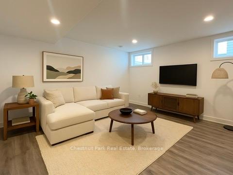 8 William James Court 28