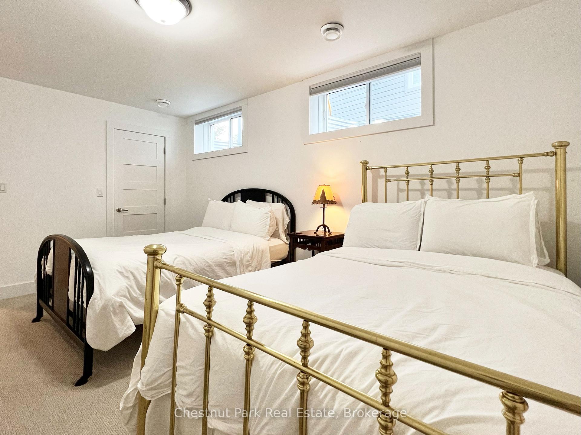 8 William James Court 28