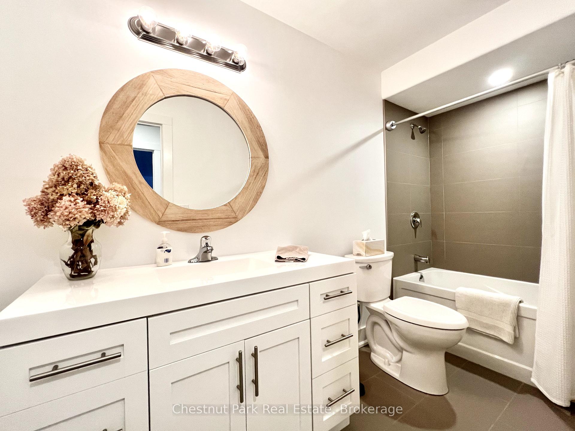 8 William James Court 28