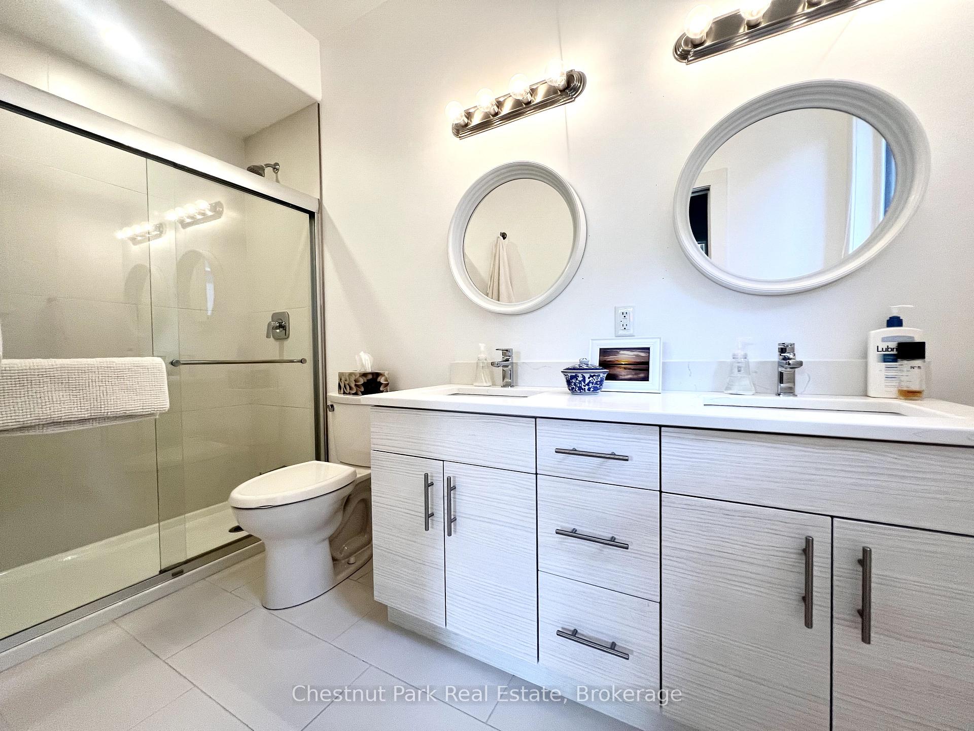 8 William James Court 28