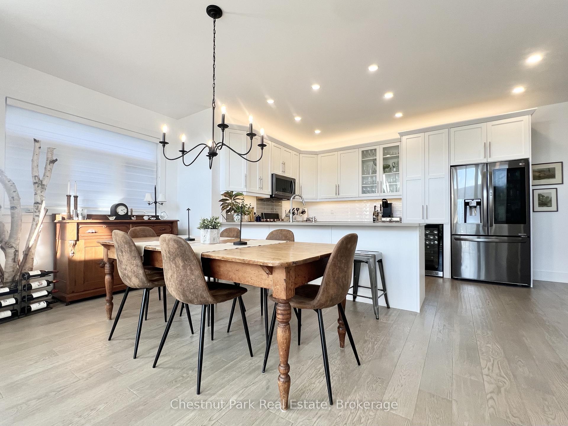 8 William James Court 28