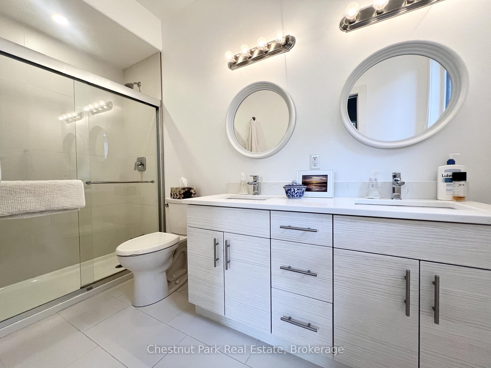 8 William James Court 28