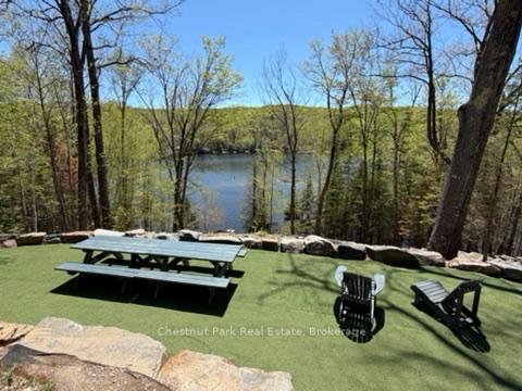 1027 Select Trail