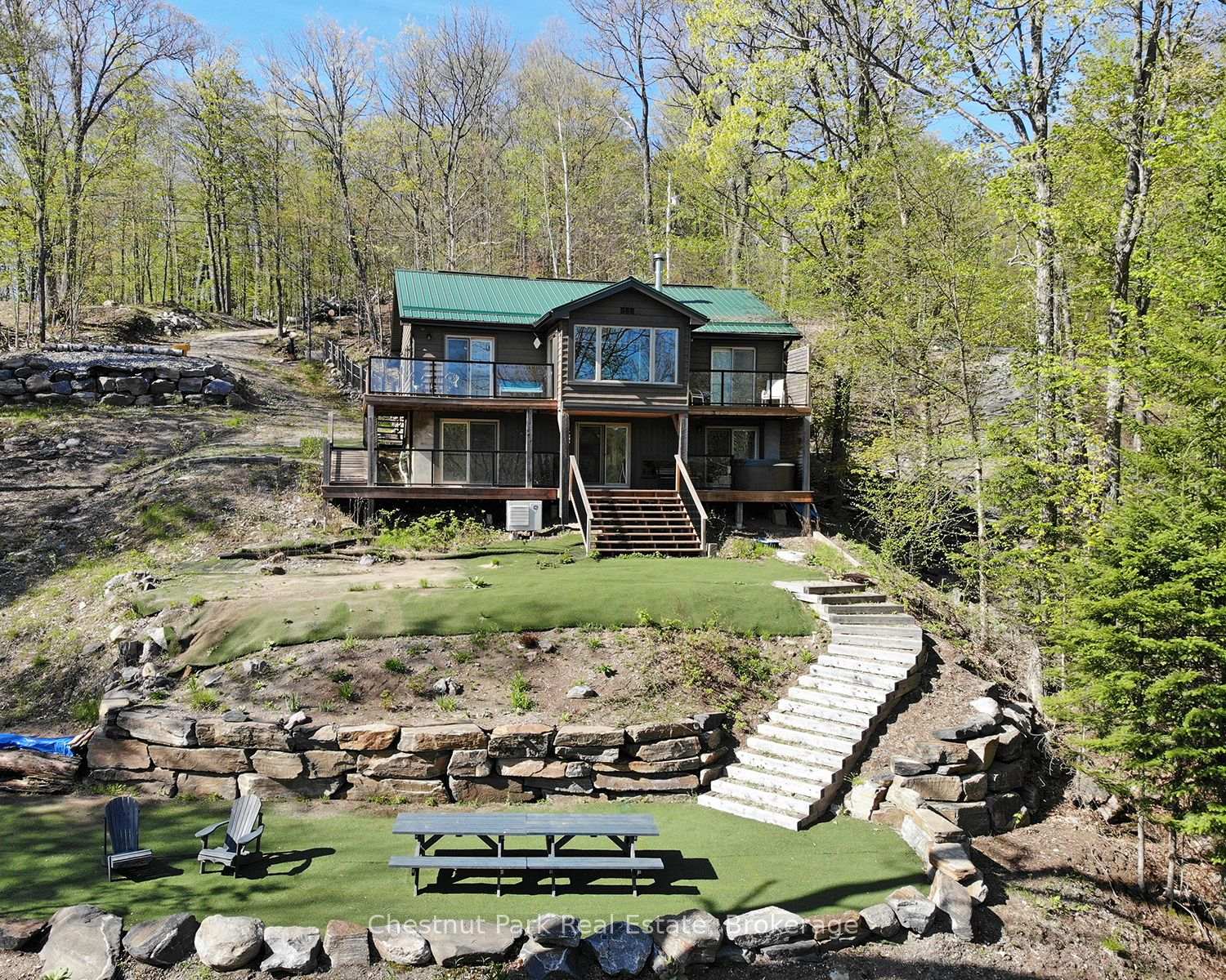 1027 Select Trail