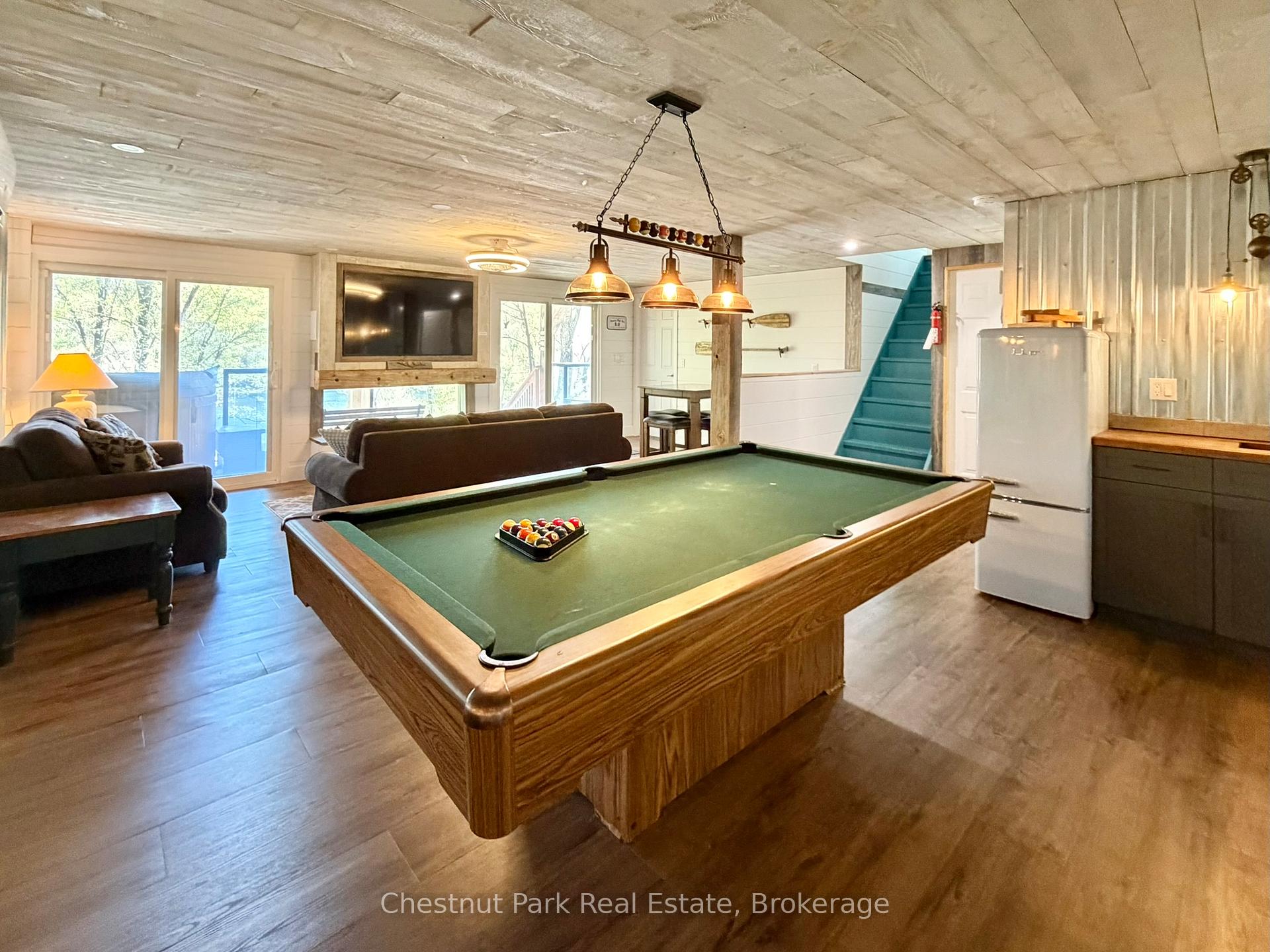 1027 Select Trail