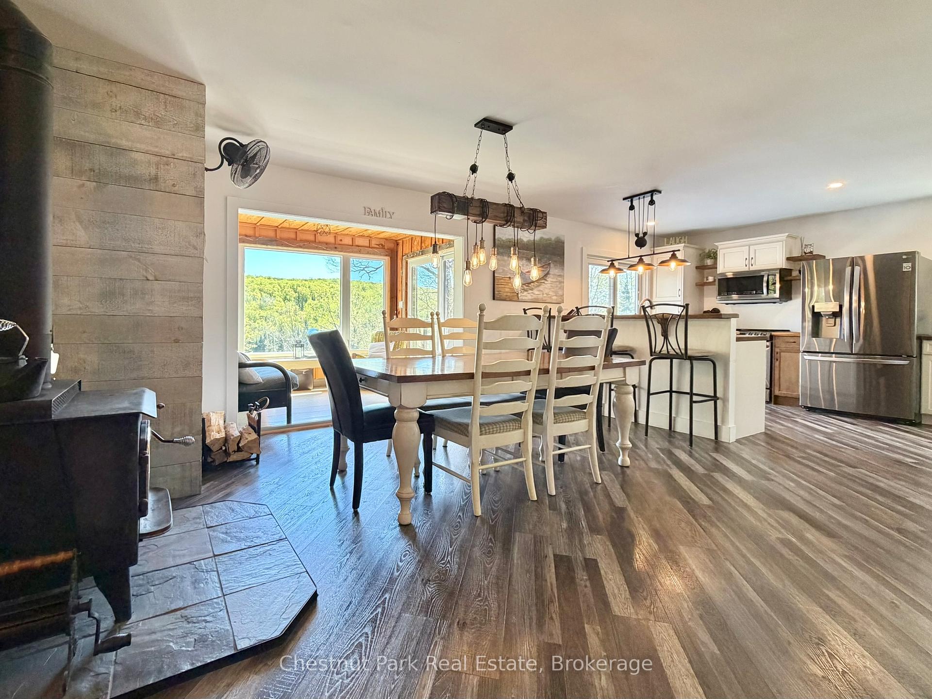 1027 Select Trail