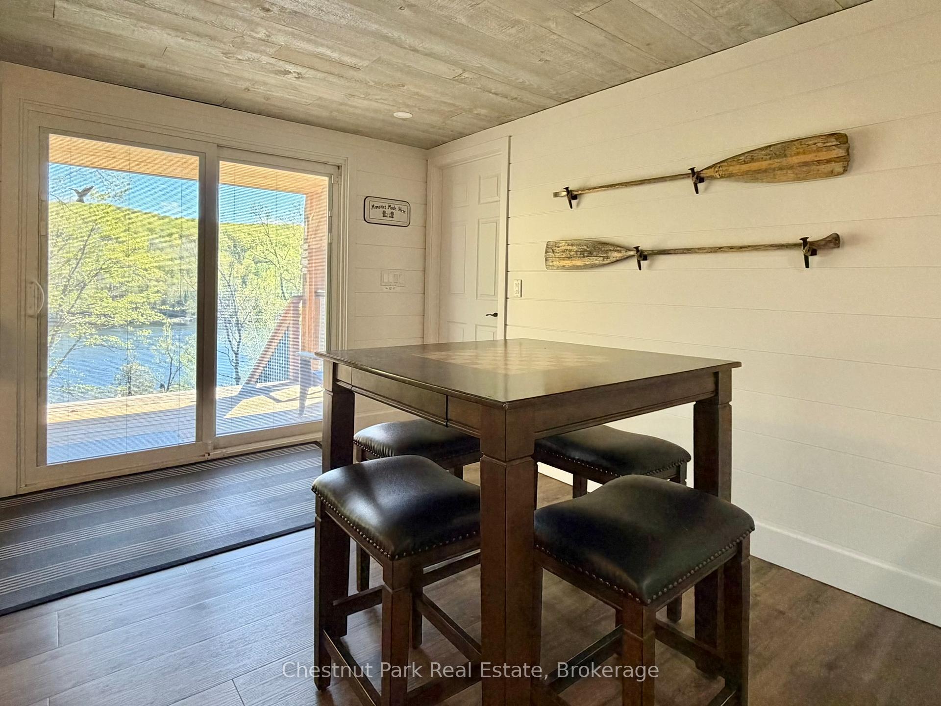 1027 Select Trail
