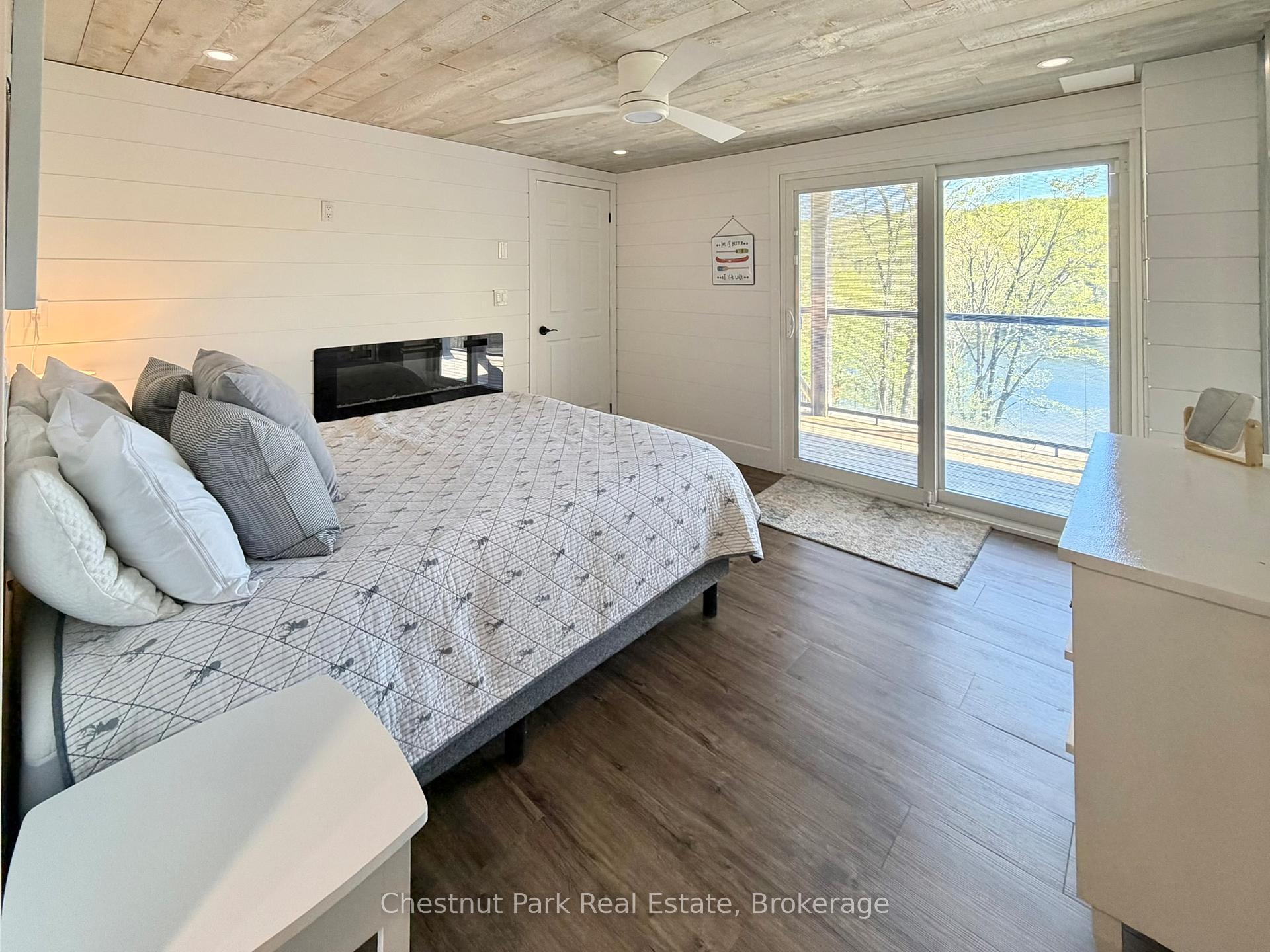 1027 Select Trail