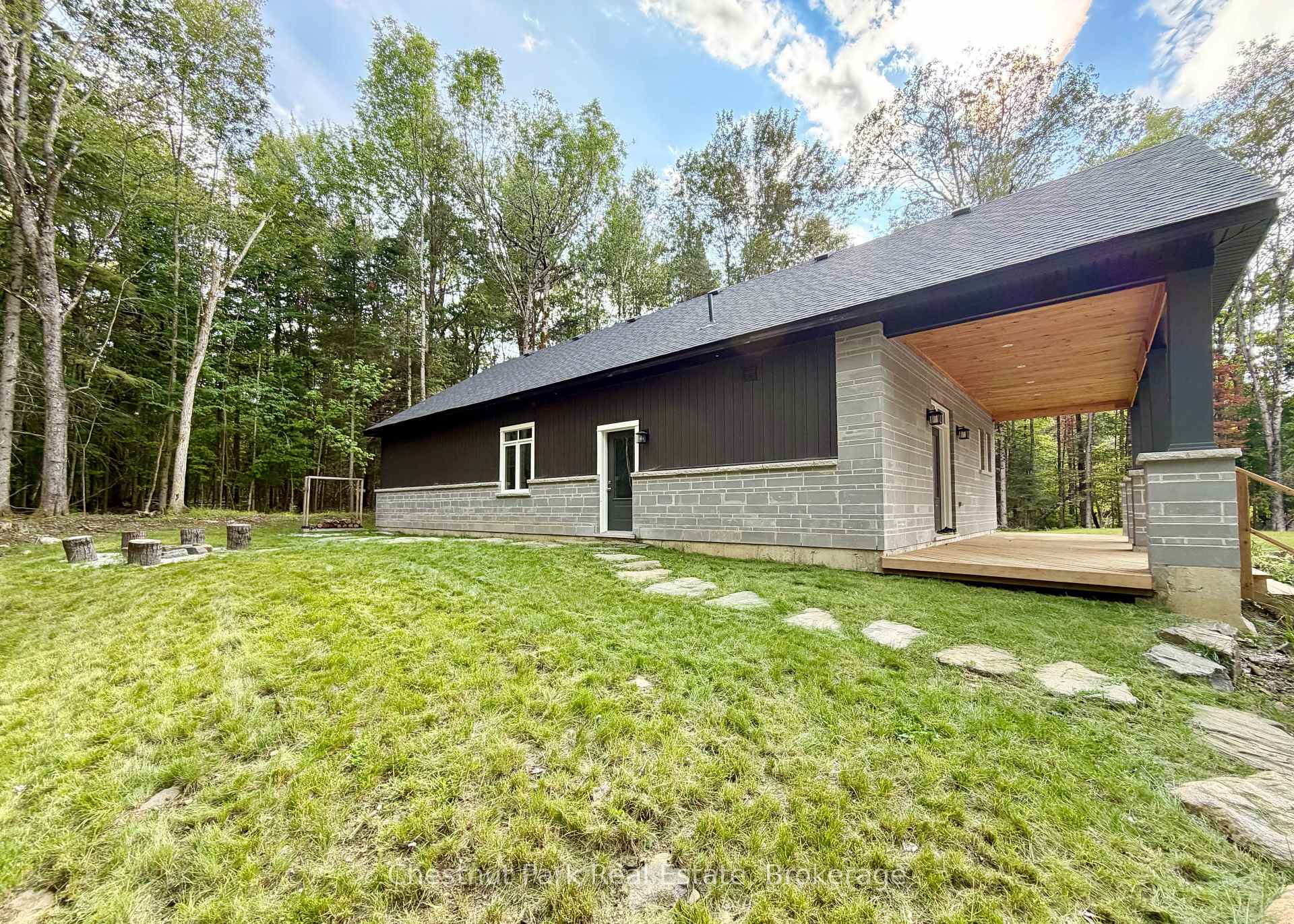 1076 Angel Road