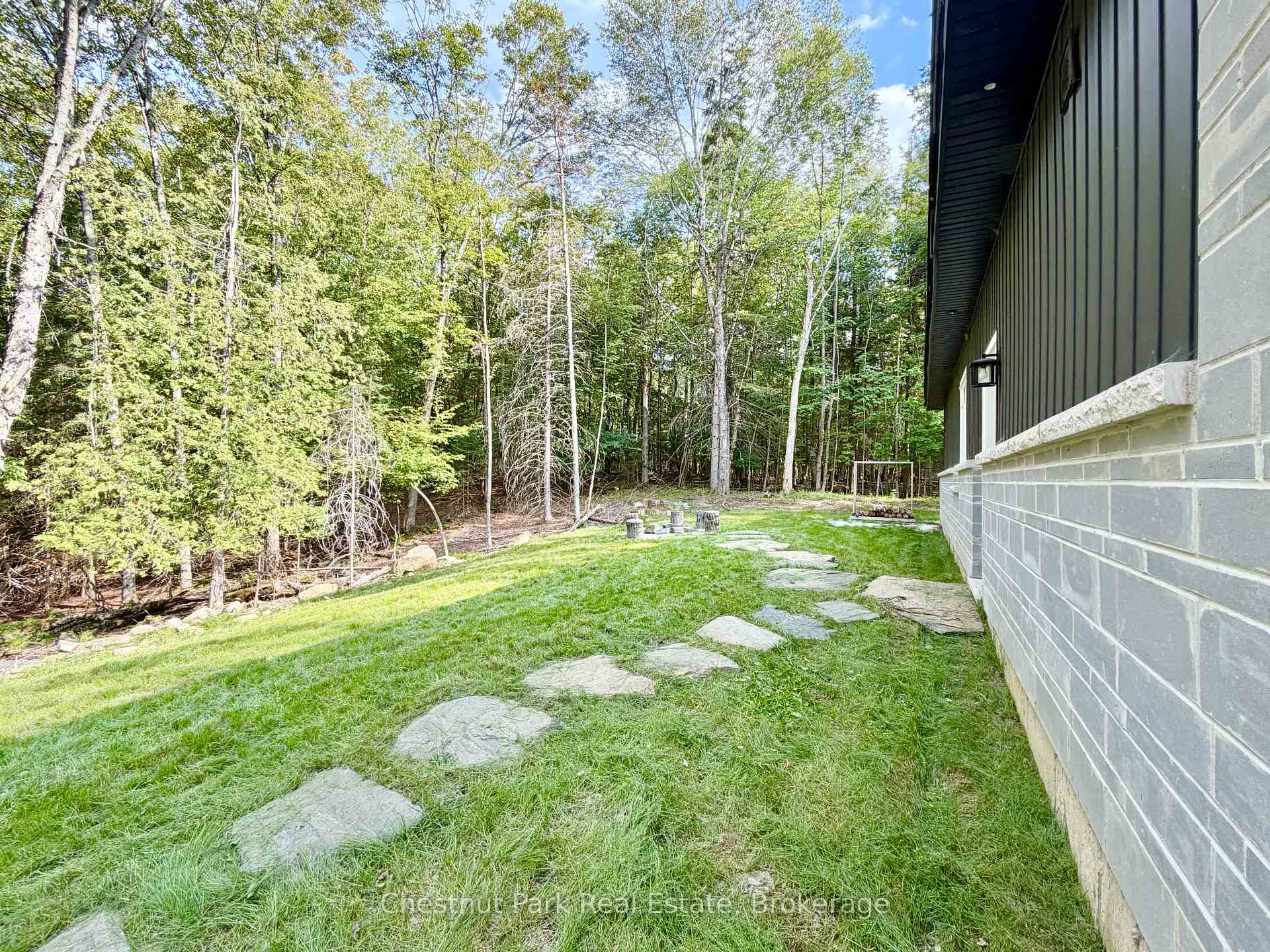 1076 Angel Road