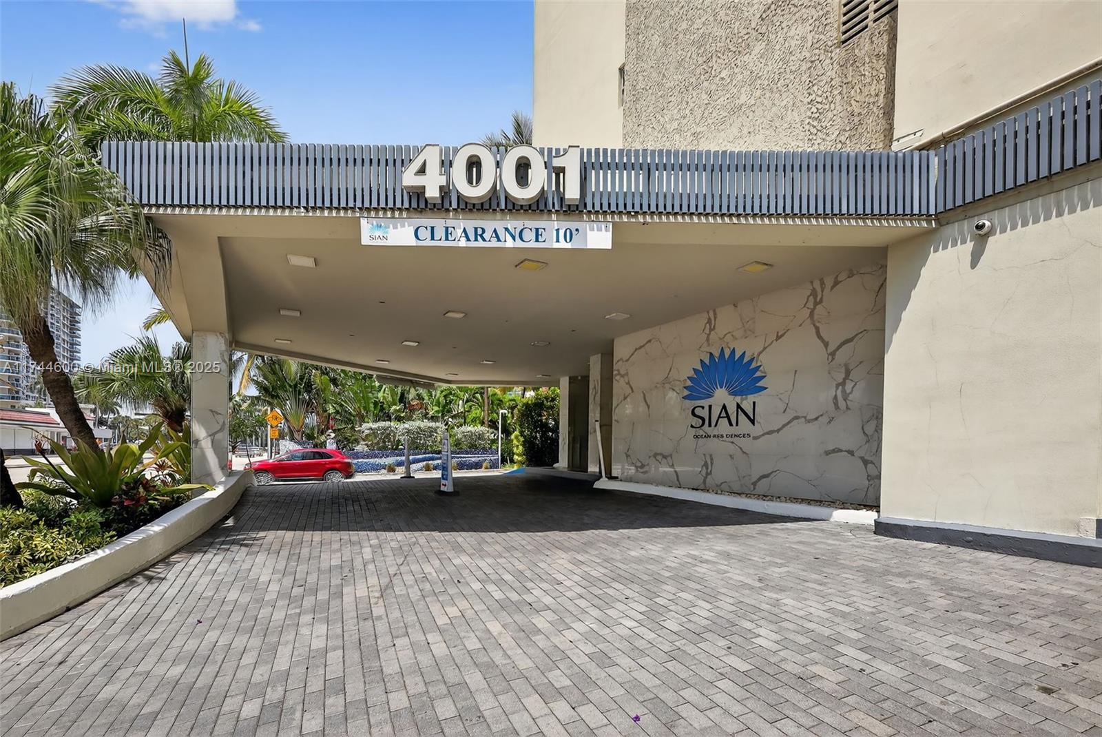 4001 S Ocean Dr # 14G