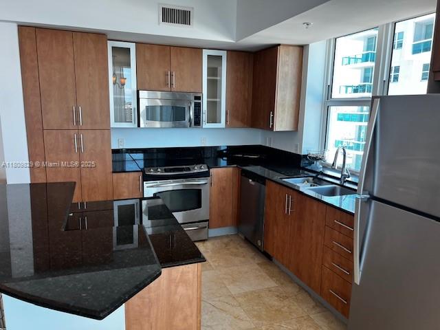 7900 Harbor Island Dr # 912