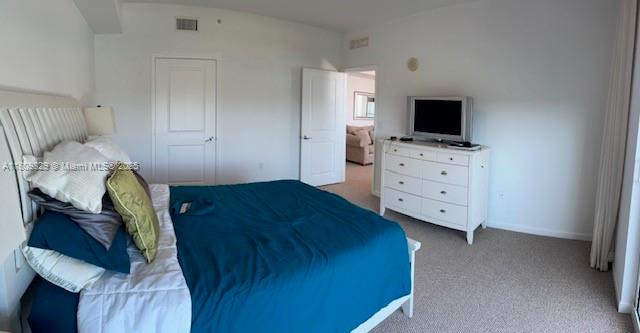 7900 Harbor Island Dr # 912