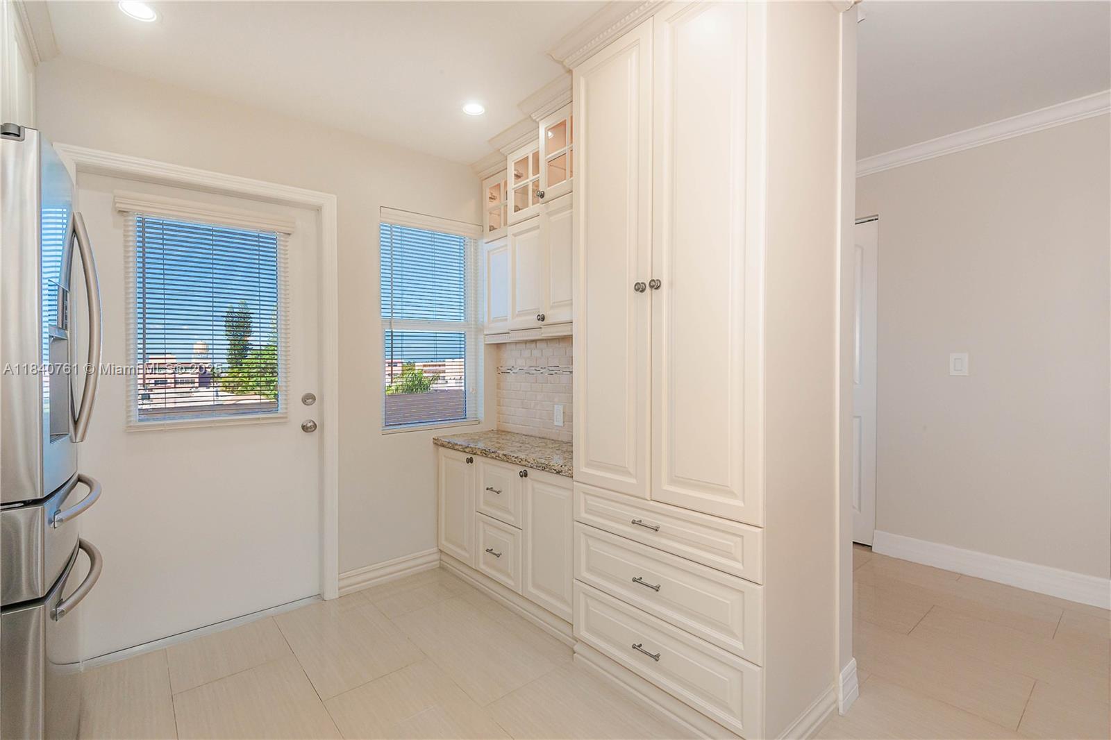 200 NE 14th Ave # 524