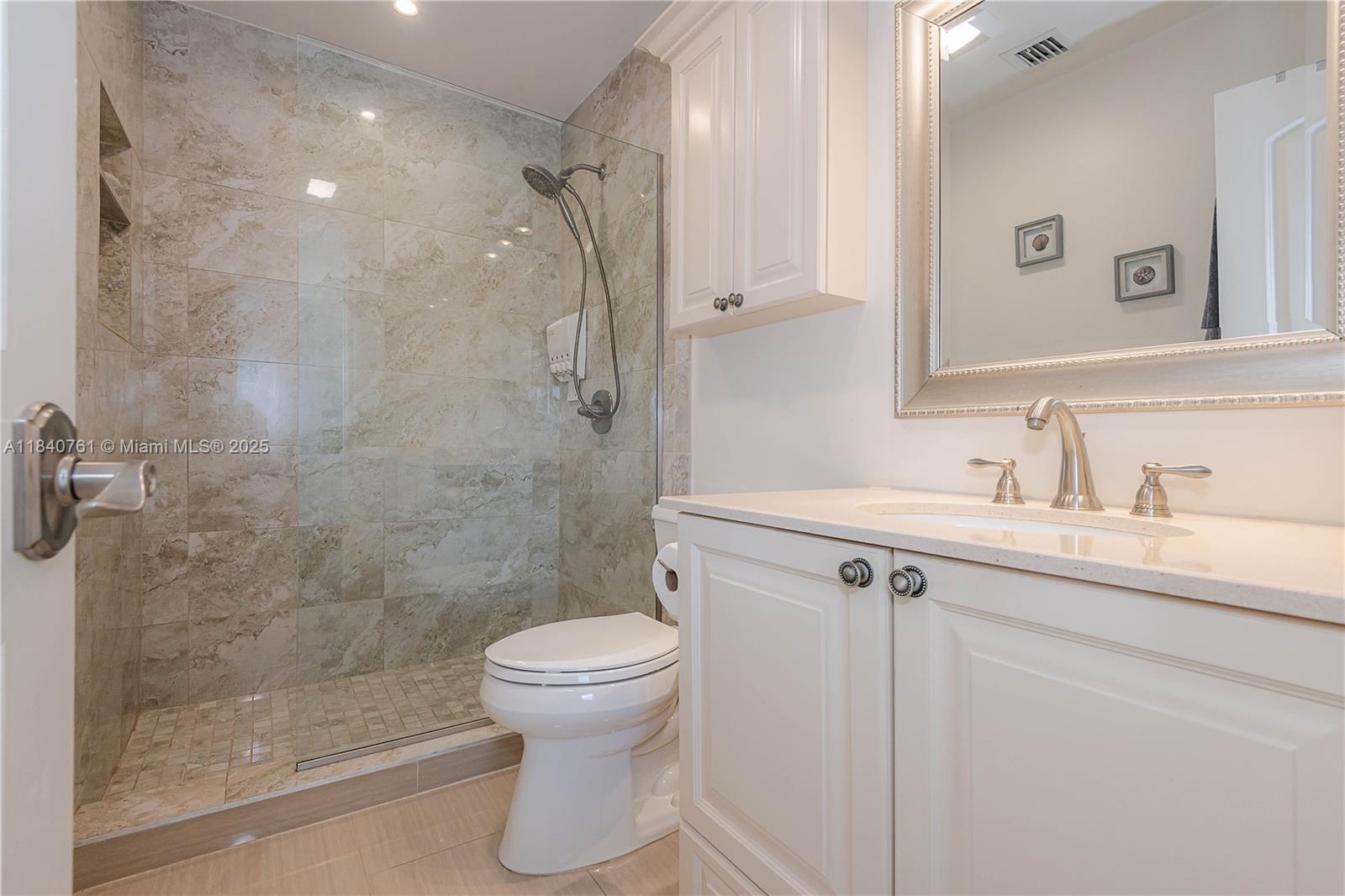 200 NE 14th Ave # 524