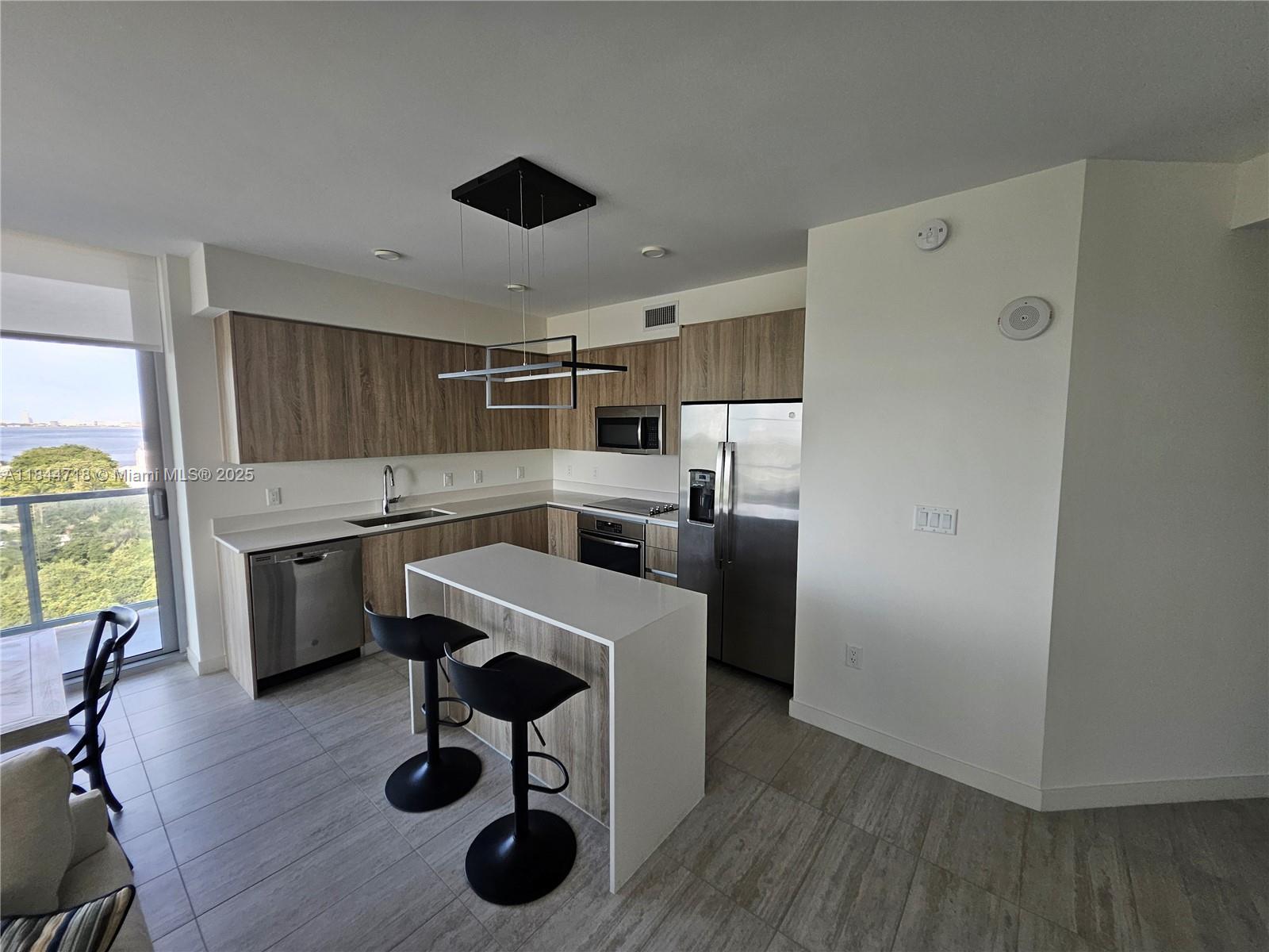 3900 Biscayne Blvd # 815 Unit: N-815