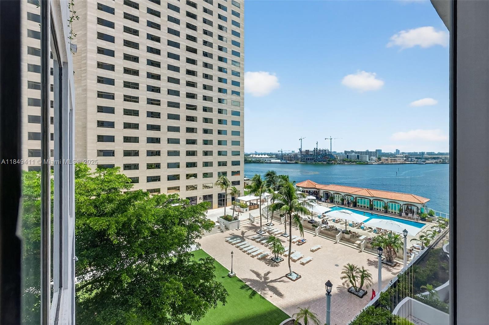 335 S Biscayne Blvd # 3501