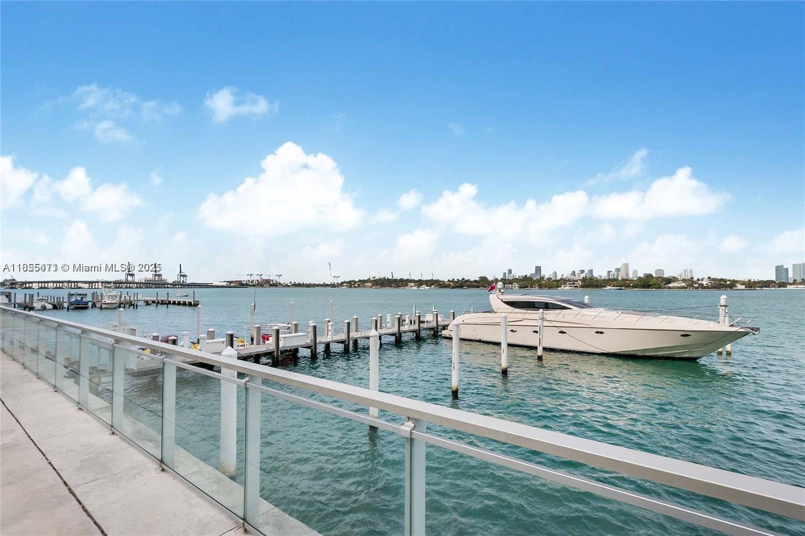 1000 West Ave # 828, Miami Beach Unit: 828