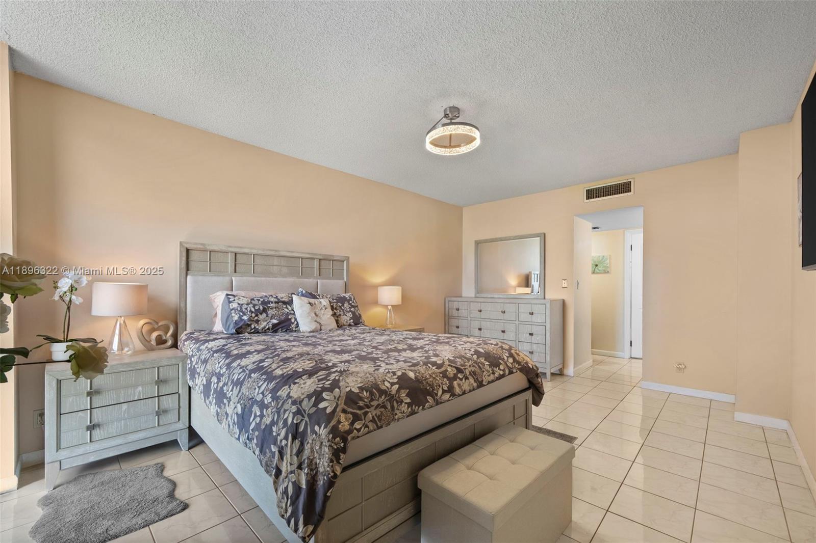 20379 W Country Club Dr # 731