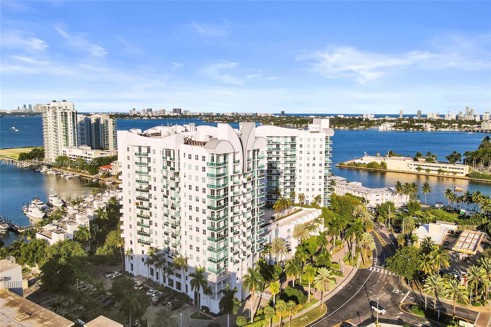 7910 Harbor Island Dr # 1201