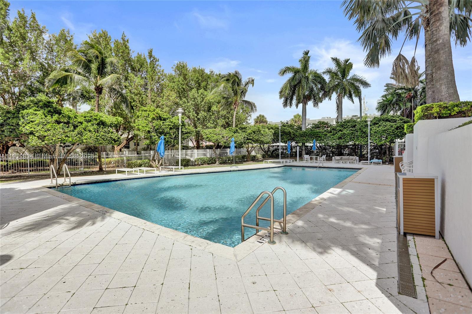 7910 Harbor Island Dr # 1201