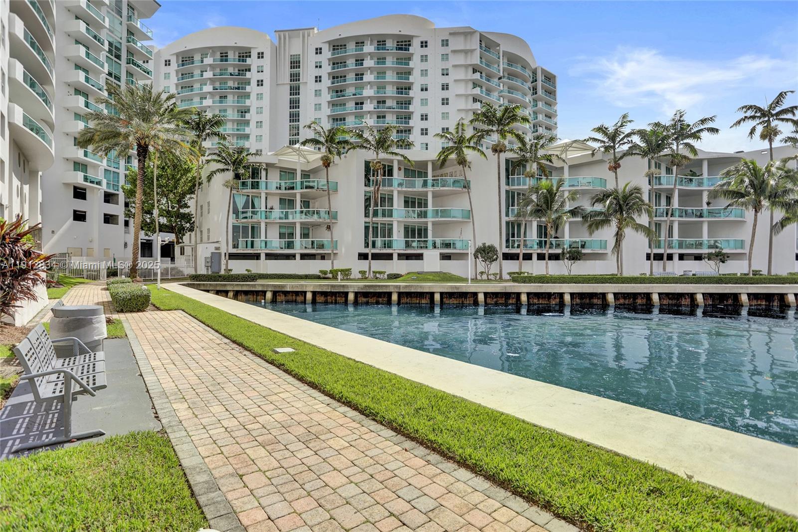 7910 Harbor Island Dr # 1201