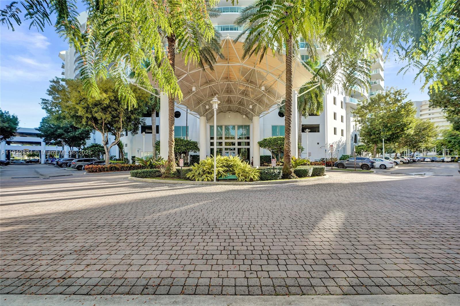 7910 Harbor Island Dr # 1201