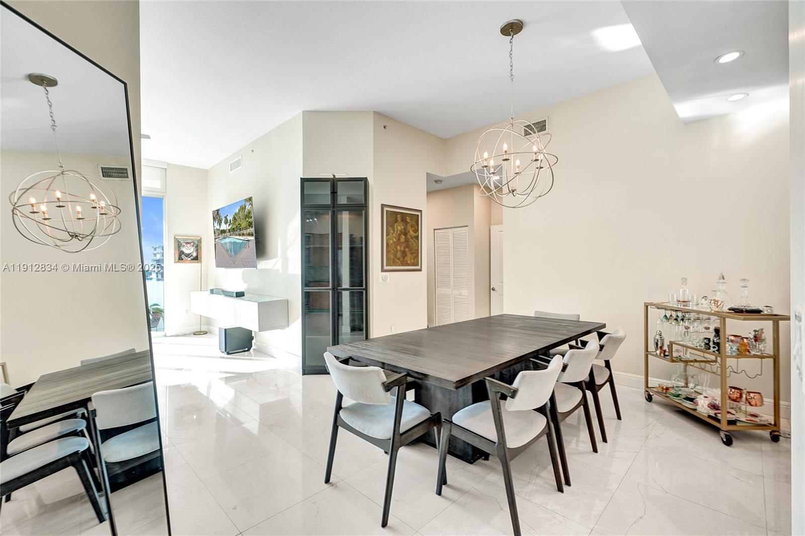 7910 Harbor Island Dr # 1201