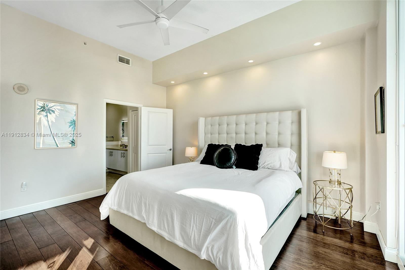 7910 Harbor Island Dr # 1201