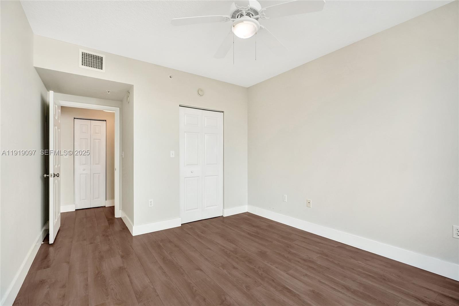 2000 N Bayshore Dr # 605