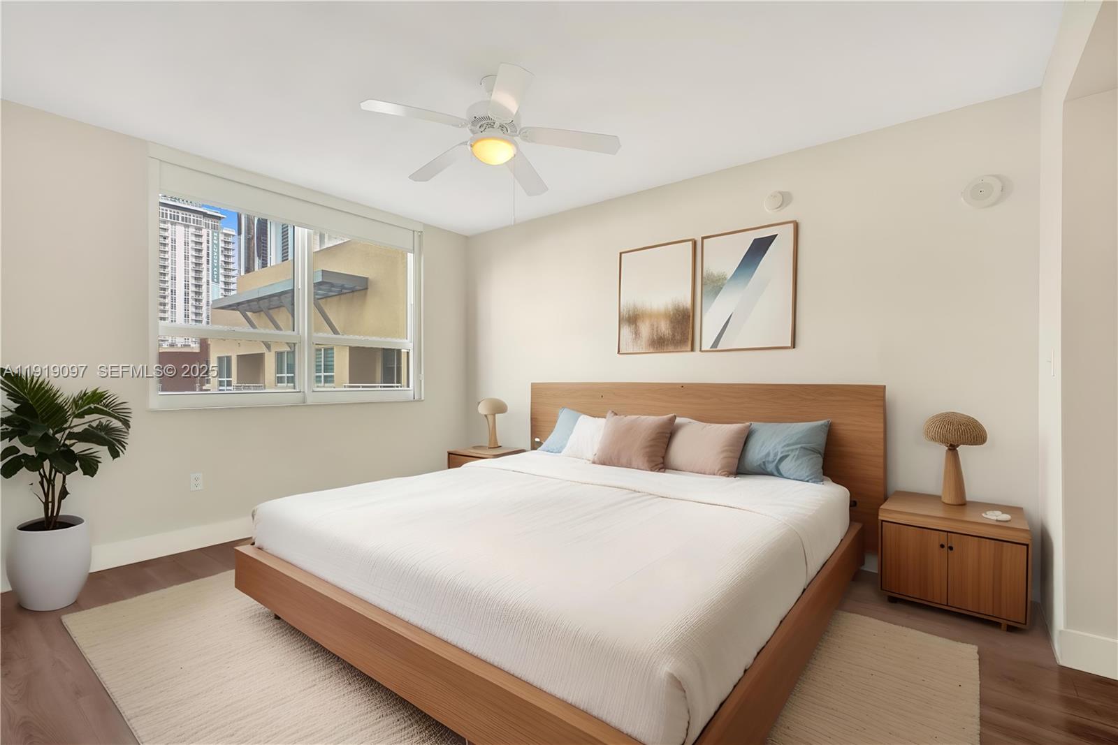 2000 N Bayshore Dr # 605