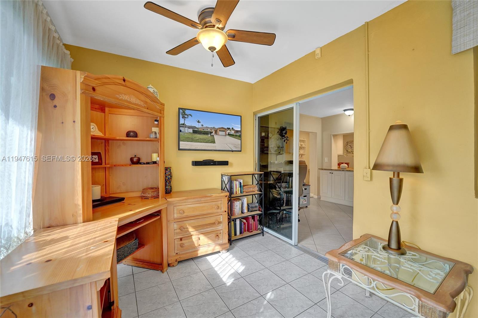 230 SE 4th St