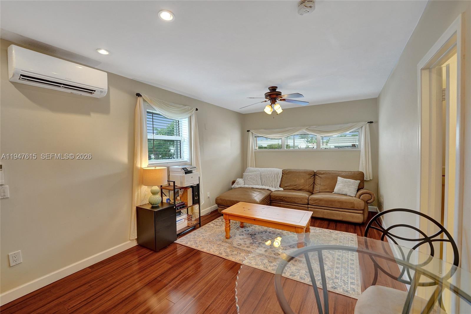 230 SE 4th St
