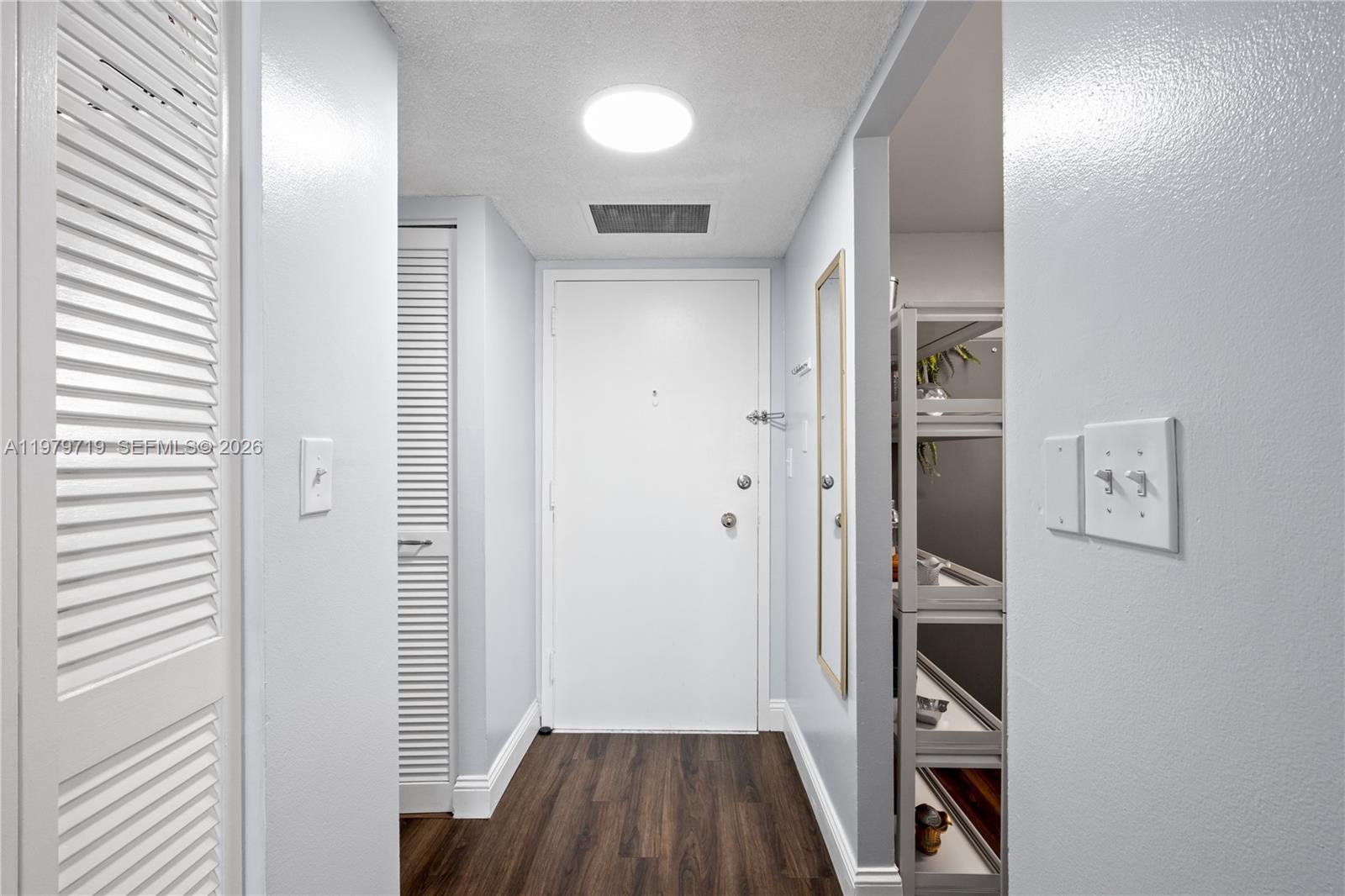 427 Golden Isles Dr # 11H