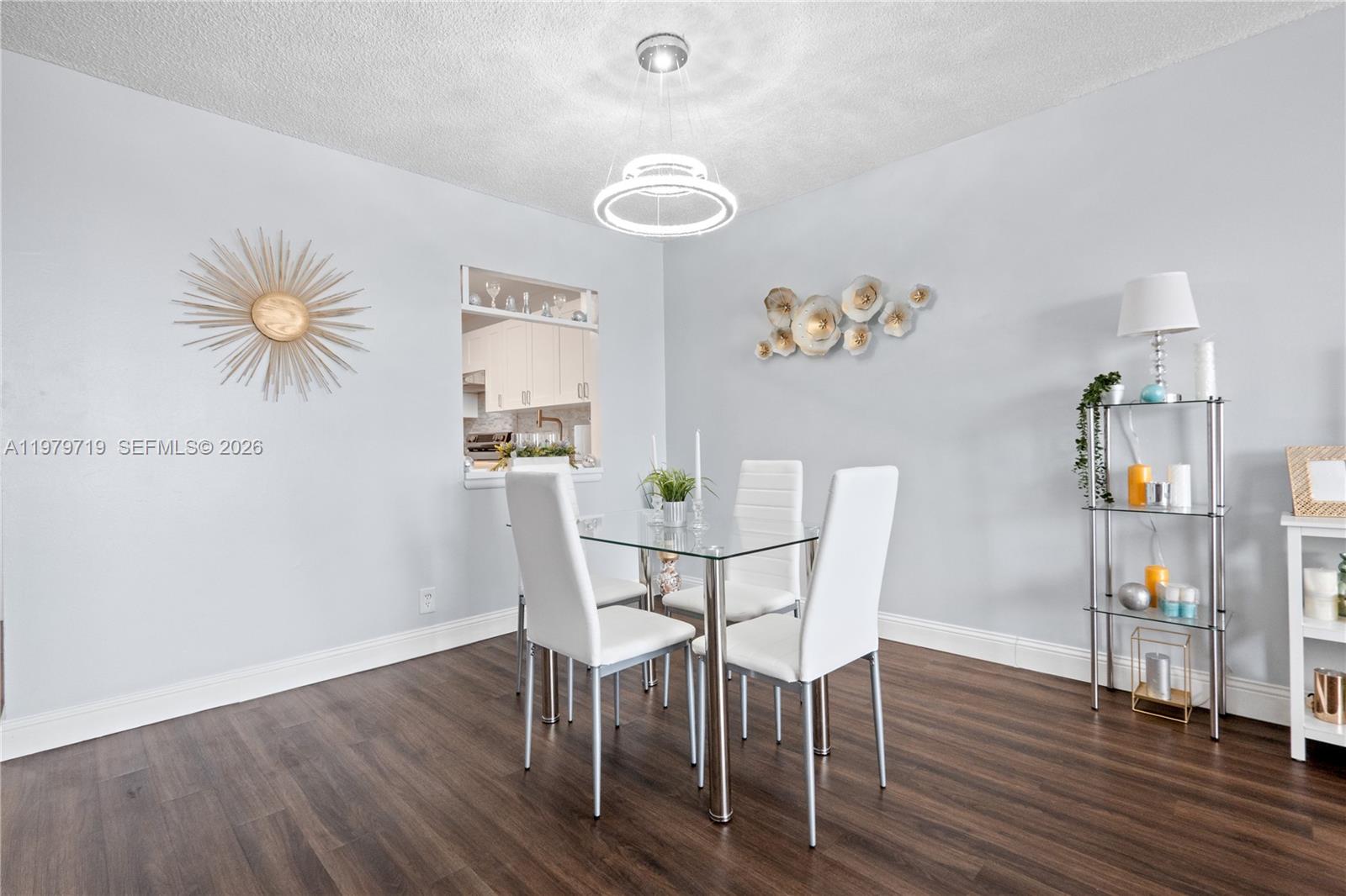 427 Golden Isles Dr # 11H