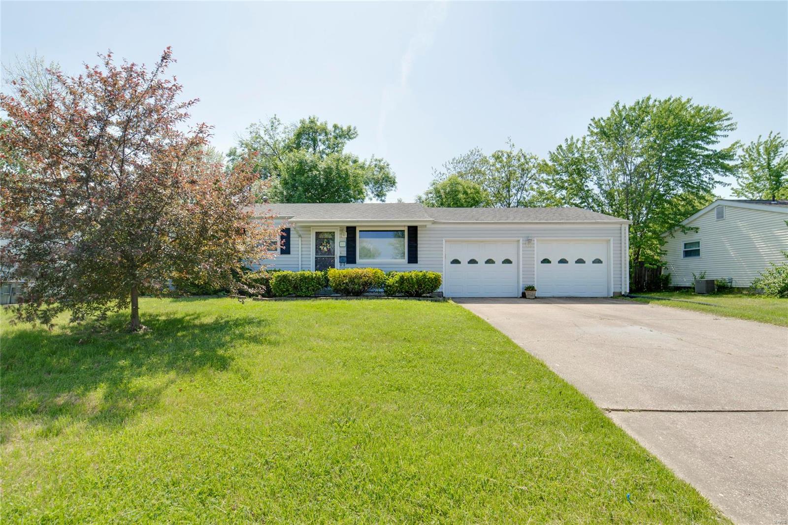 901 Saint Bernard Drive