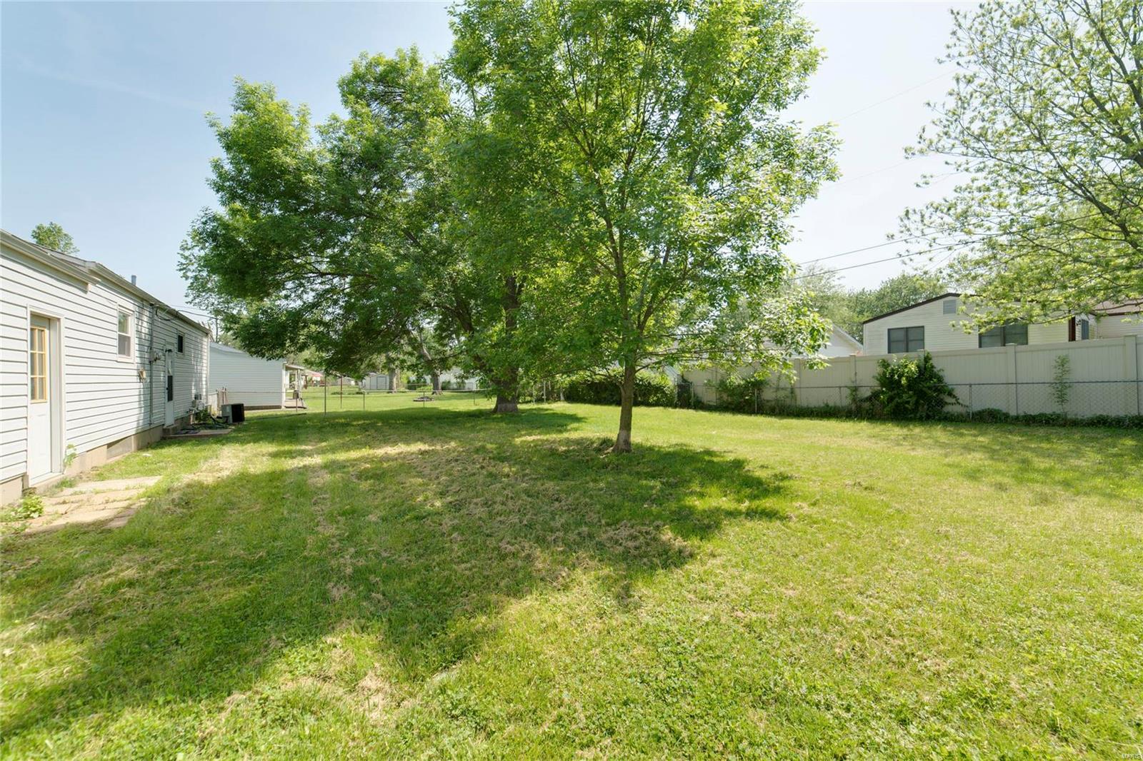 901 Saint Bernard Drive