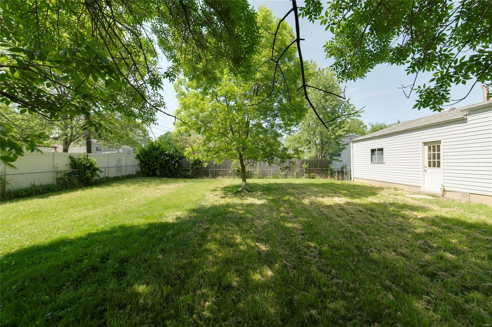 901 Saint Bernard Drive