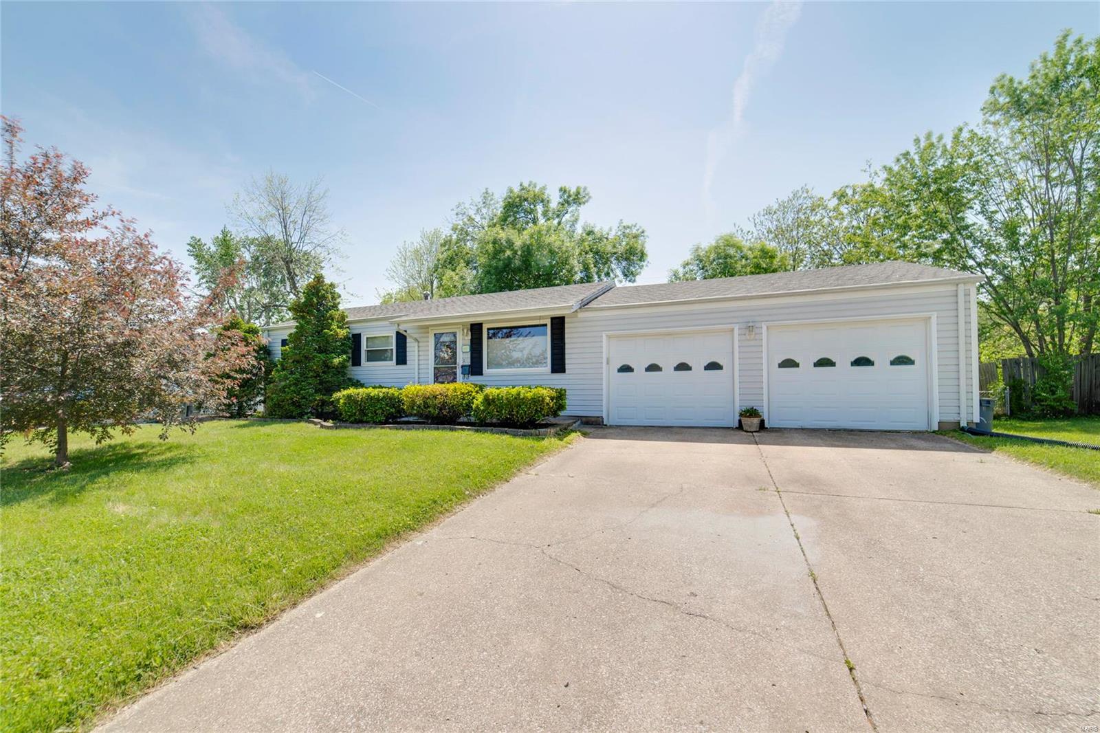 901 Saint Bernard Drive