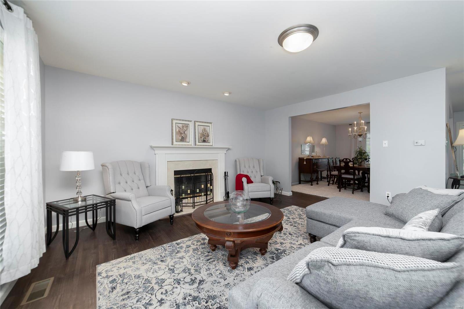 552 Bluffs View Court