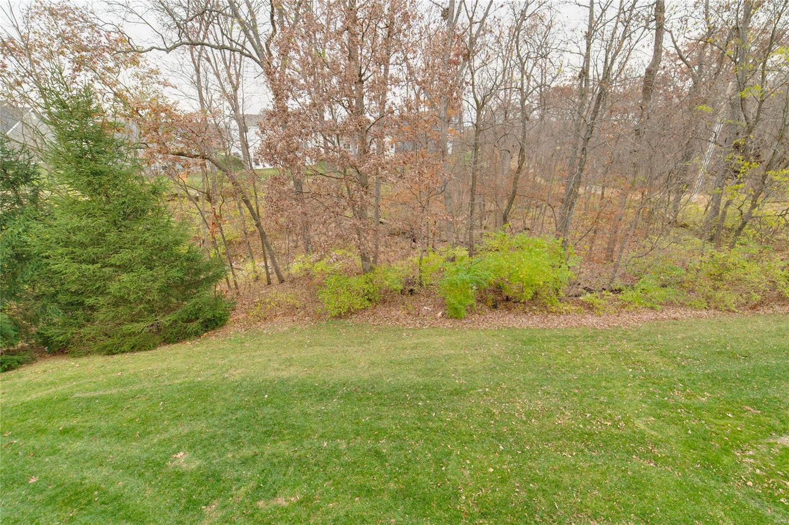 660 Falconcrest Drive