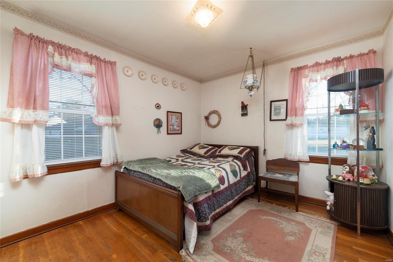 13 Saint Thomas Court