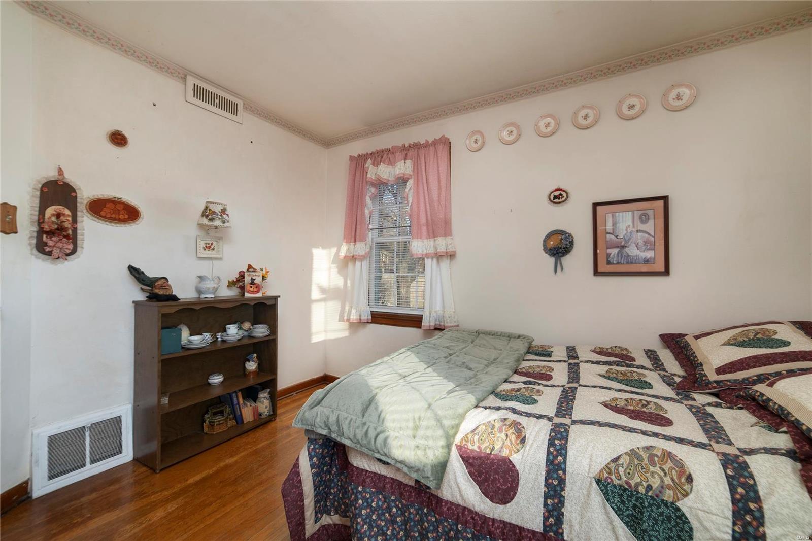 13 Saint Thomas Court