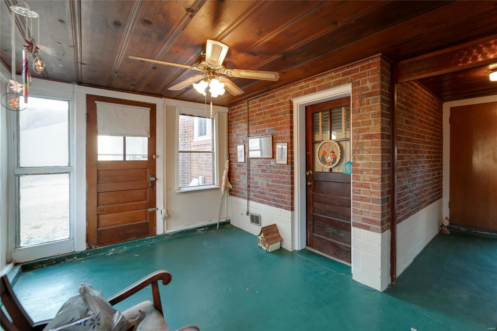 13 Saint Thomas Court