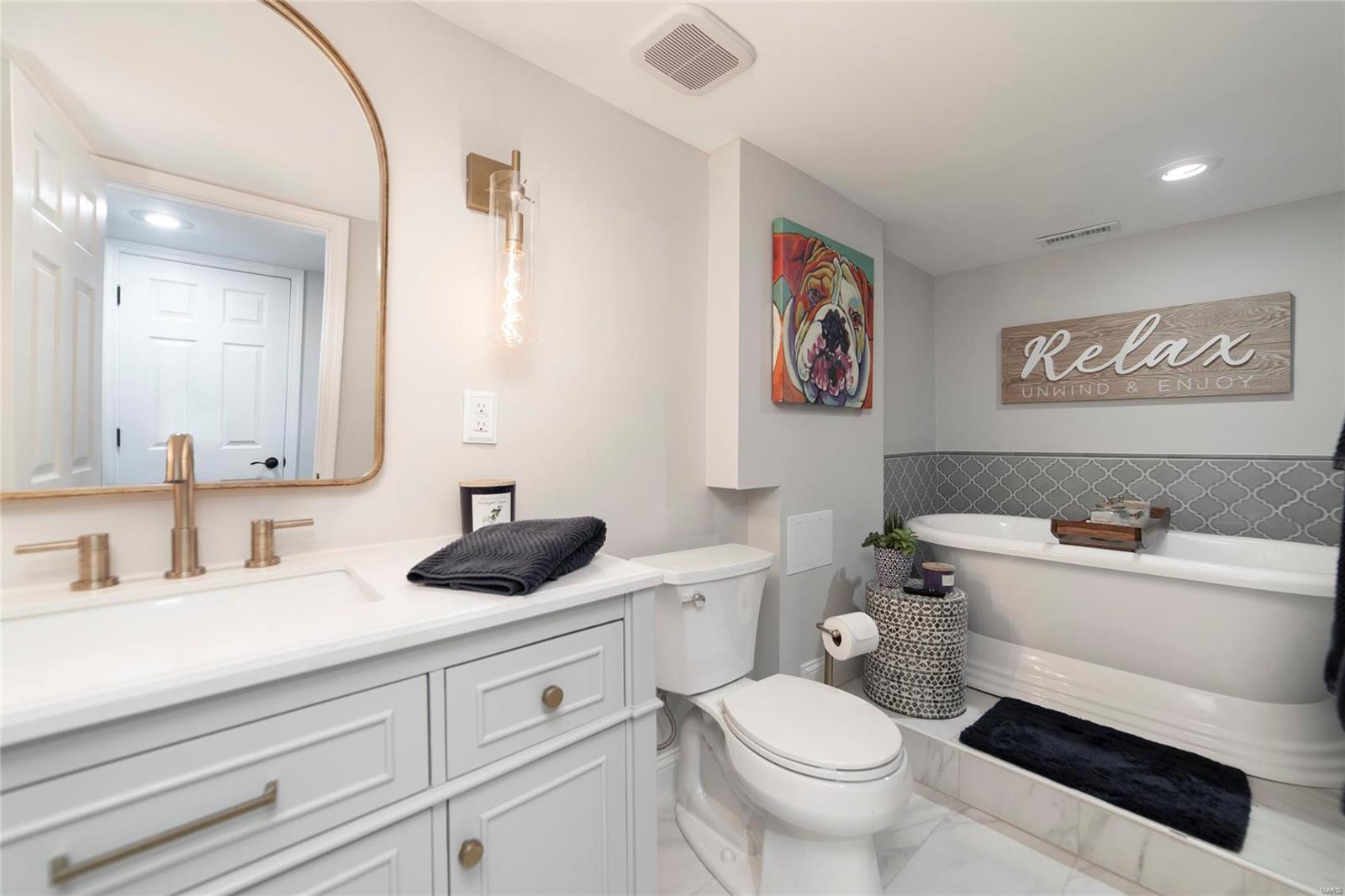 607 Hawk Run Drive Unit: 4A