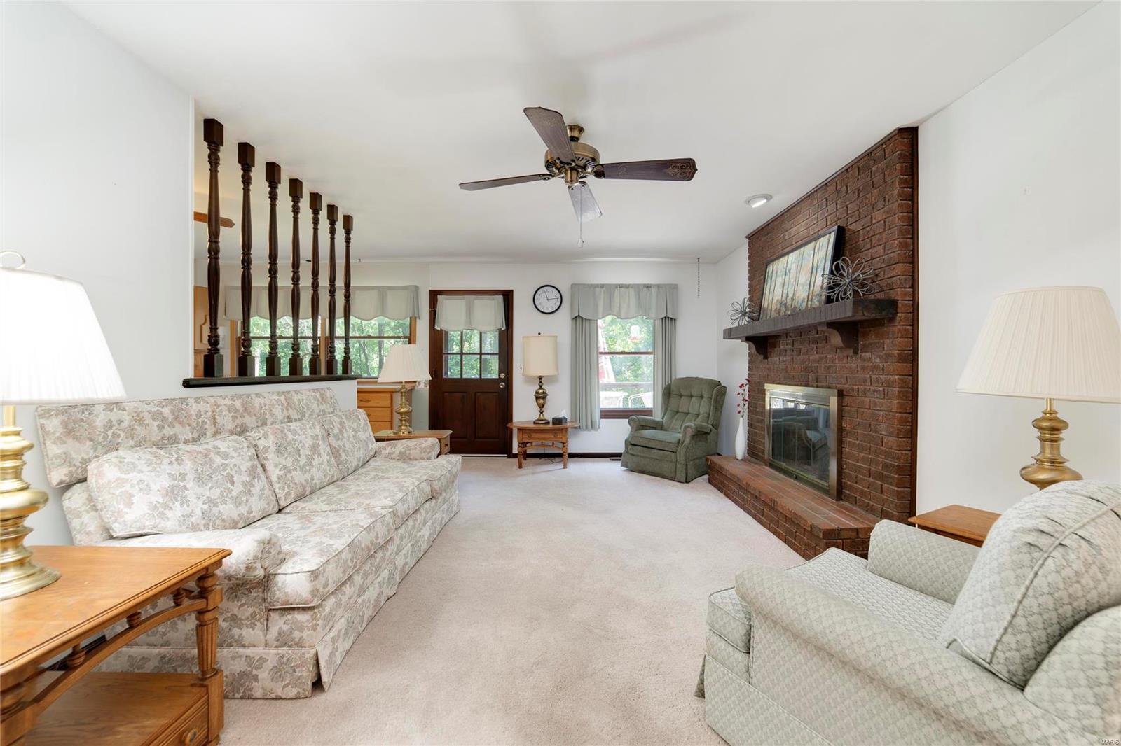 2932 Greenleaf Drive