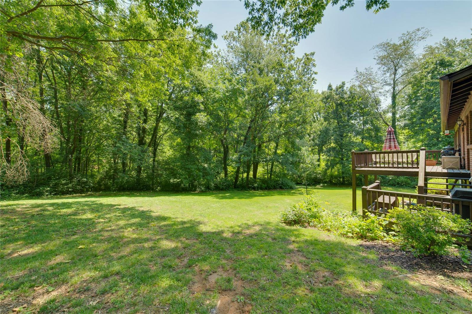 2932 Greenleaf Drive