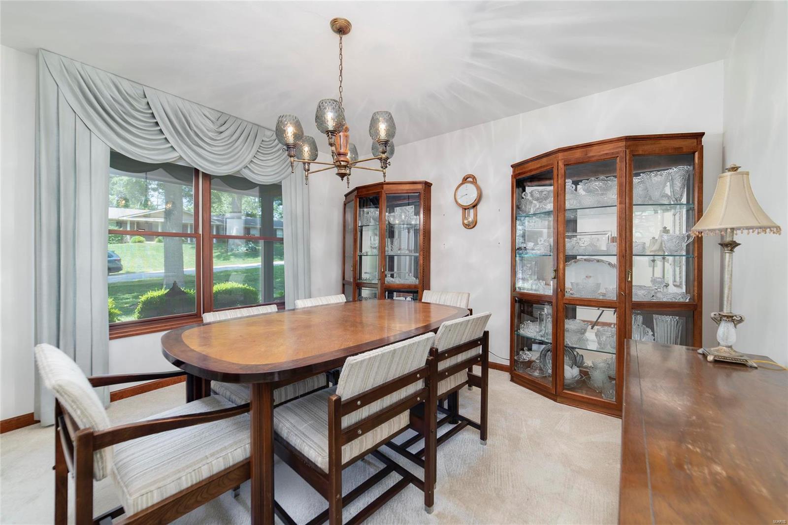 2932 Greenleaf Drive