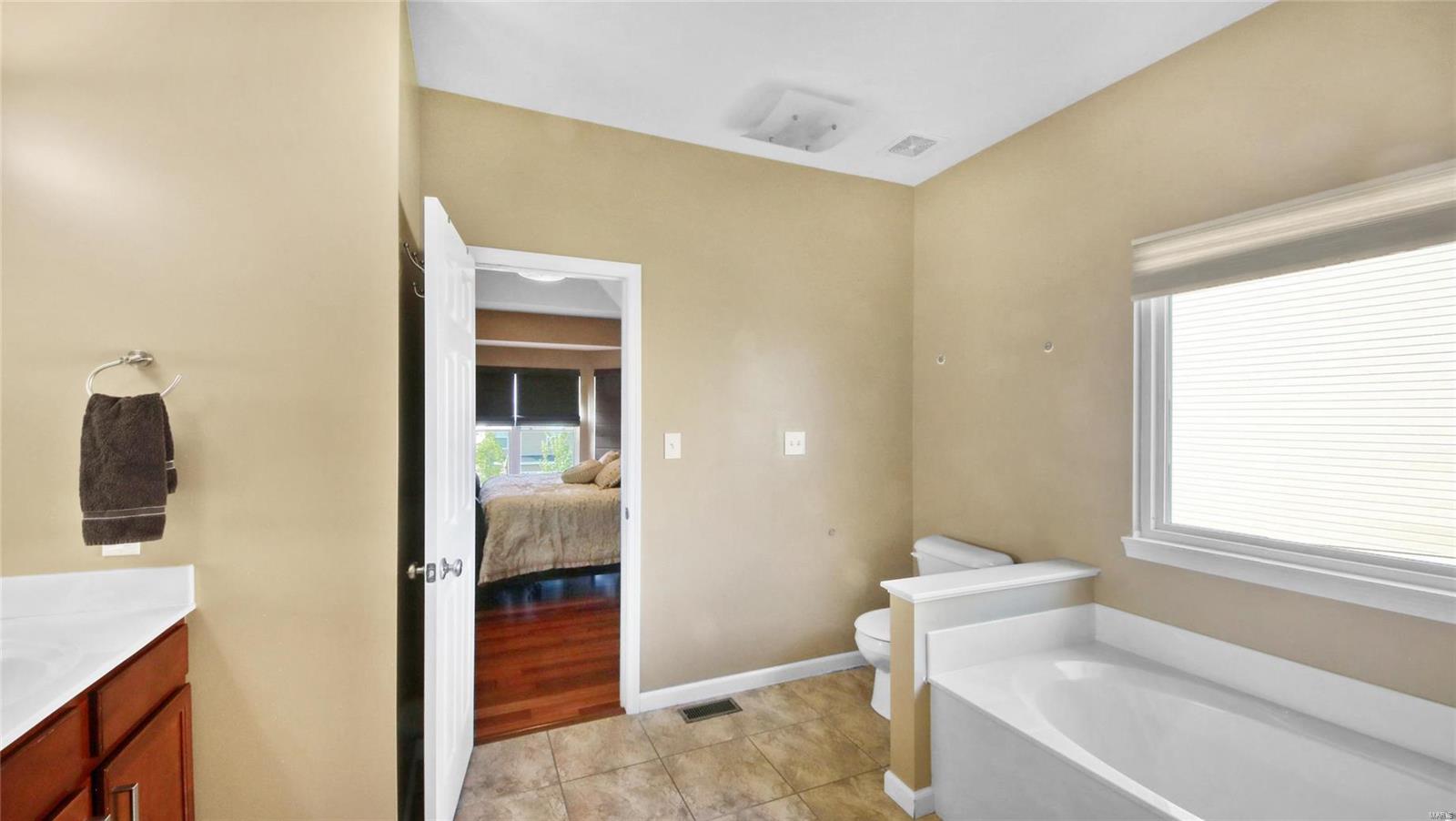 519 Wyndgate Lake Court