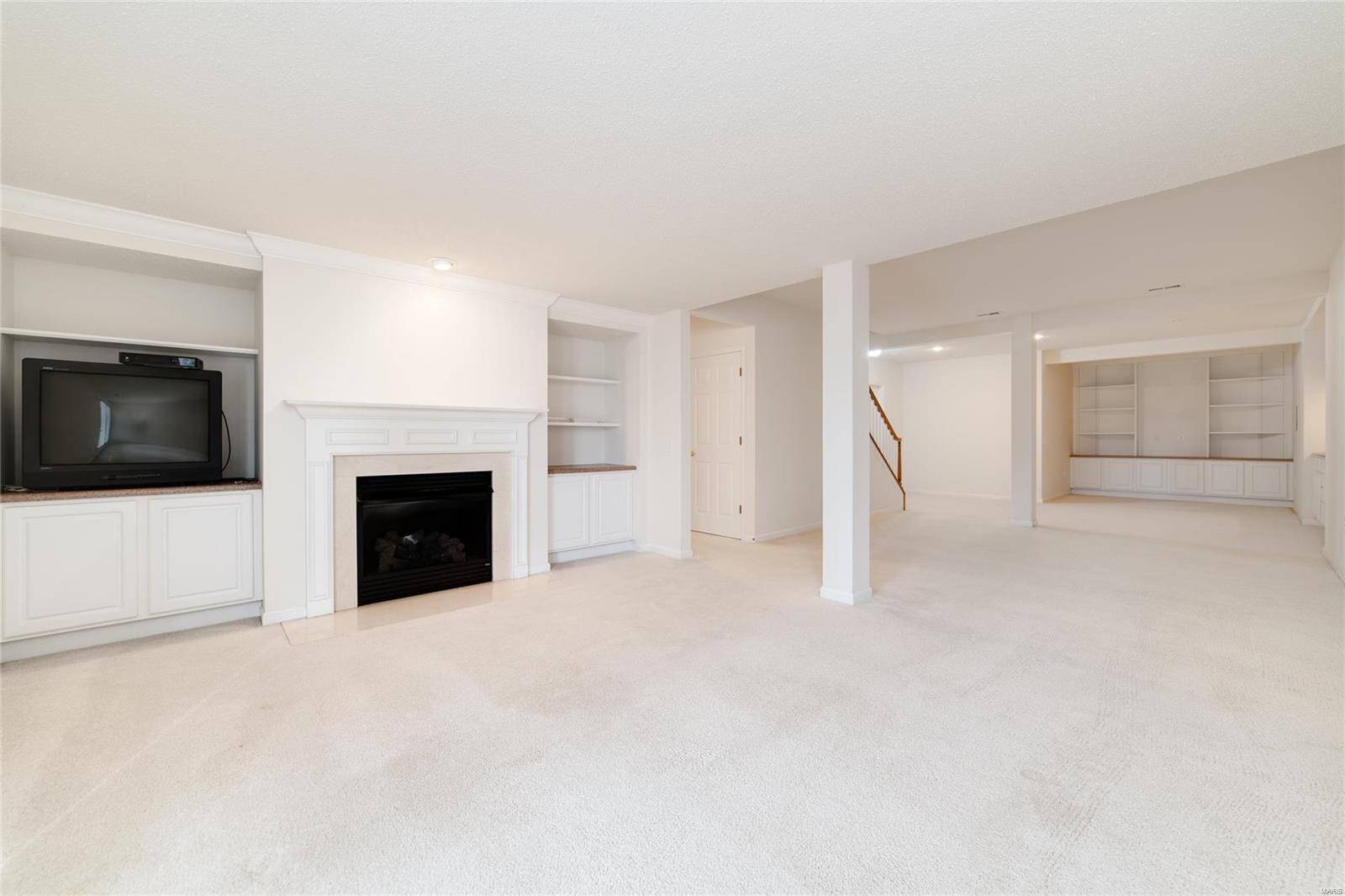 664 Falconcrest Drive